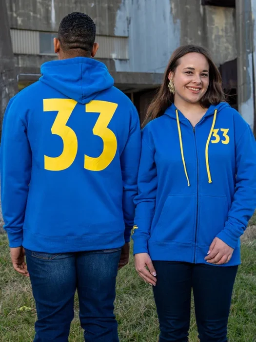 Recreation – Fallout Vault 33 Zip-Up Hoodie