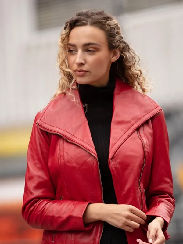 Women’s Wide Fashion Collar Side Zip Leather Jacket