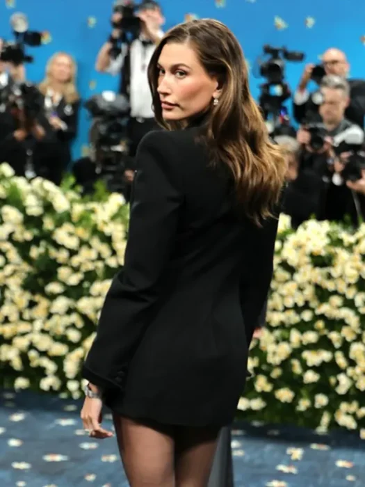 Met Gala 2025 Hailey Bieber Black Blazer Back