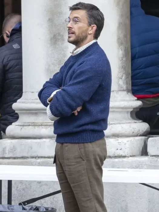 Jonathan Bailey Jurassic World Rebirth 2025 Sweater