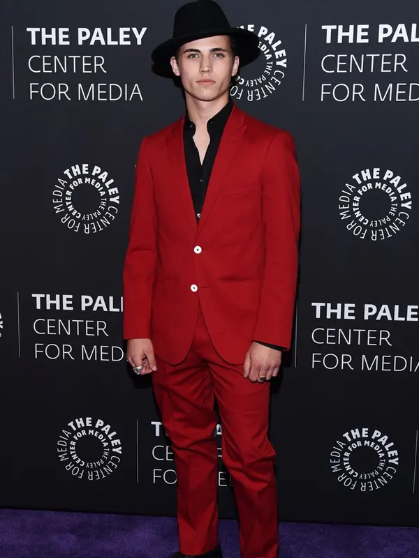 Tanner Buchanan Tv Series Cobra Kai Premiere Event Red Blazer