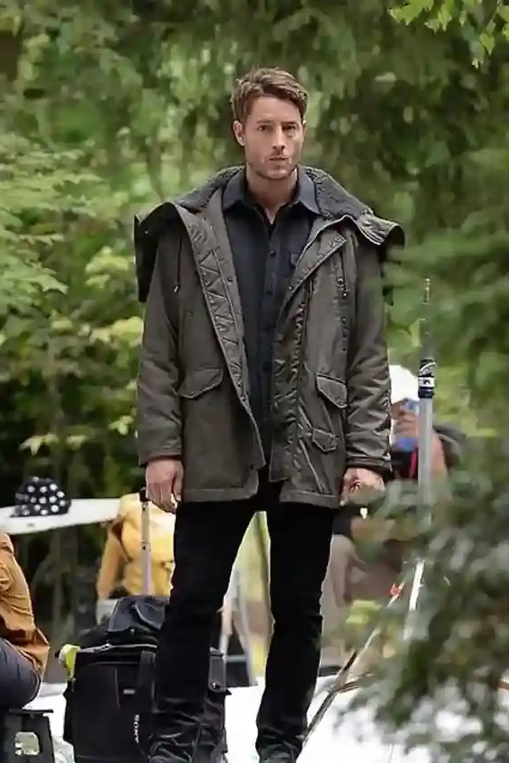 Justin Hartley The Noel Diary Green Jacket