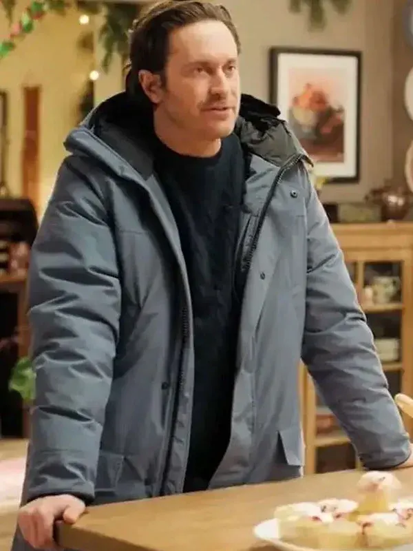 A Merry Little Ex-Mas Oliver Hudson Hooded Jacket