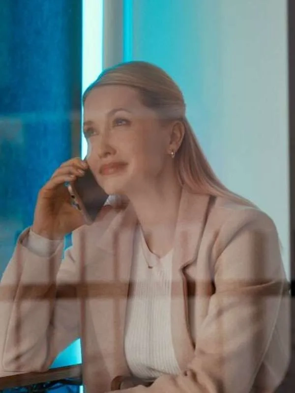 Christmas Above the Clouds Bobbi Cratchit beige Wool Coat