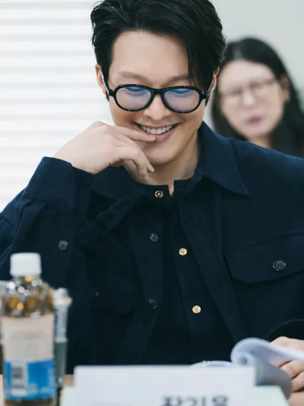 Dynamite Kiss Kong Ji-hyeok Jang Ki-yong Black Jacket