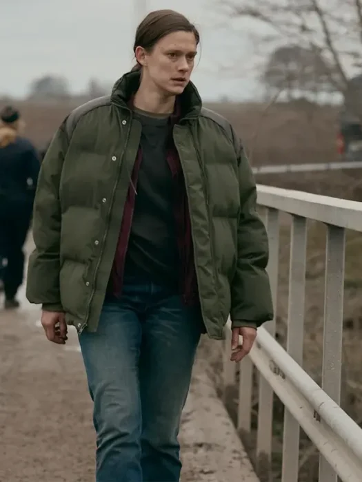 Land of Sin S01 Krista Kosonen Green Puffer Jacket