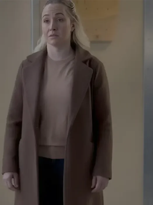 Sleepwalker Sarah Hayden Panettiere Brown Coat