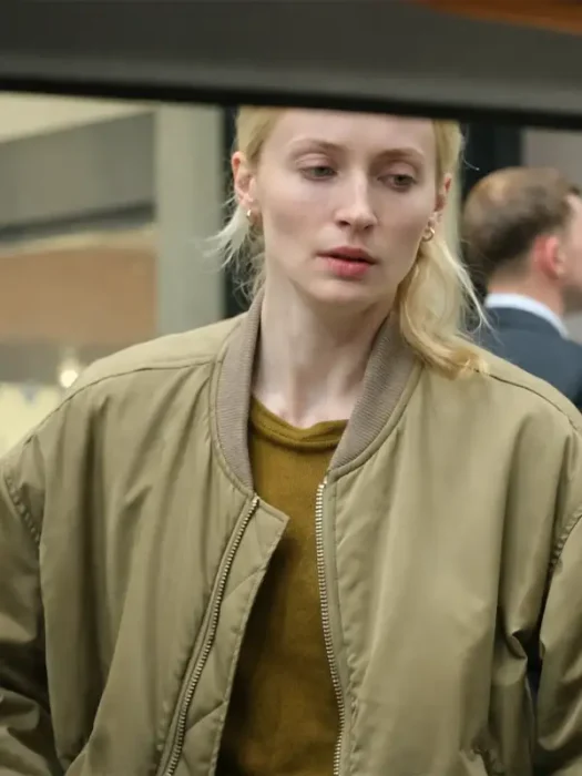 Steal 2026 Sophie Turner Dark Beige Jacket