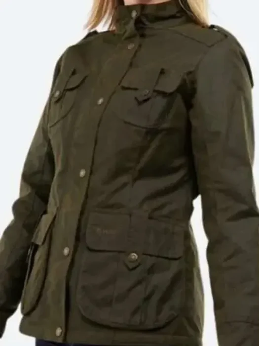 Ellen The Night Agent S01 Green Jacket