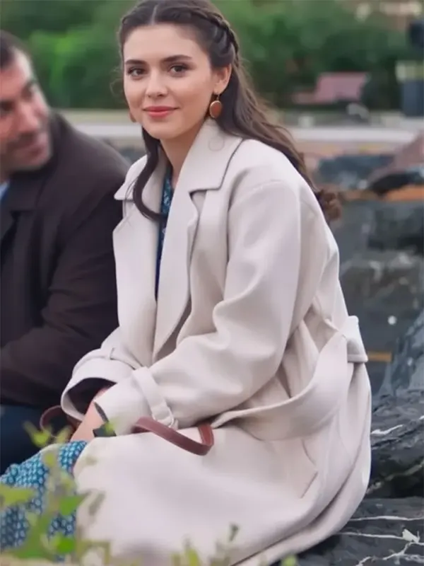 Emine Meyrem To Love to Lose Beige Coat