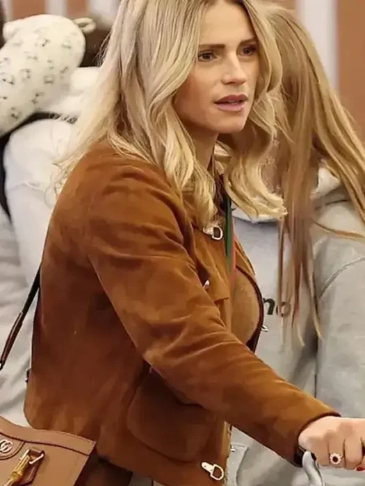 Street Style Michelle Hunziker Suede Jacket