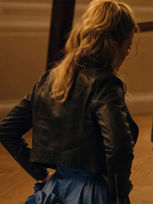 The Miniature Wife Elizabeth Banks Black Cropped Jacket