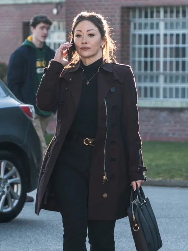 Fiona Rene Tracker S02 Reenie Greene Maroon Coat