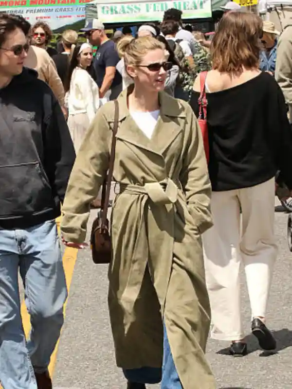 Lili Reinhart 2026 Los Angeles Coat