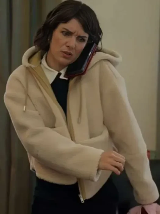 Fiona Love Of The Irish Shenae Grimes Off White Sherpa Jacket
