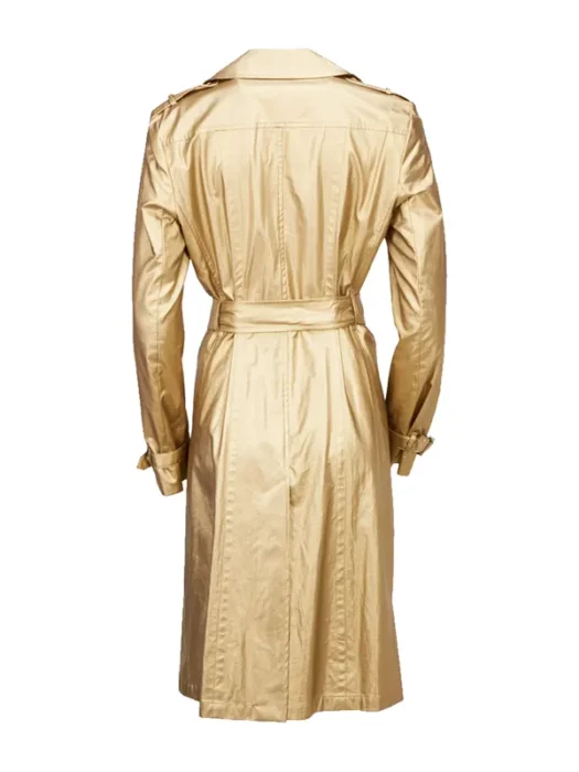 Hacks Deborah Vance Jean Smart Gold Coat