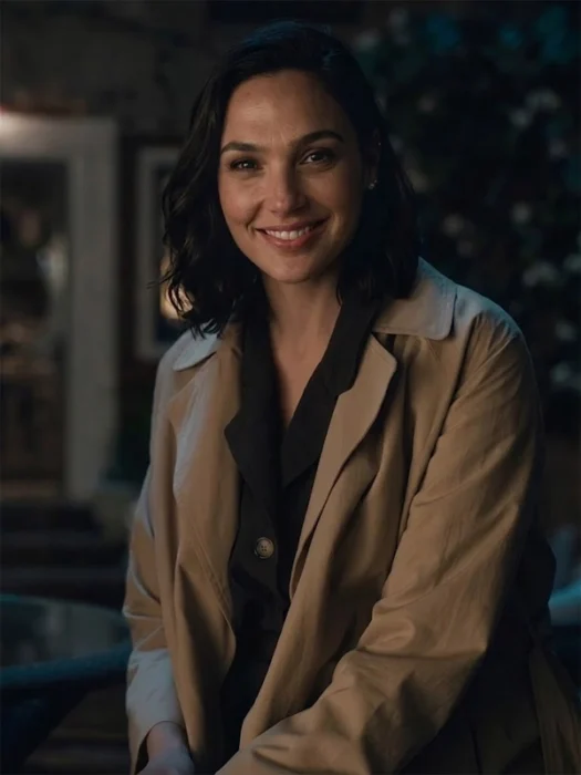 In The Hand Of God Gal Gadot Beige Trench Coat