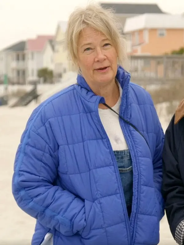 Michelle Battle on the Beach S05 Jacket