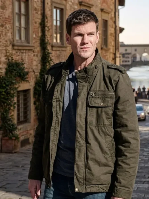 NCIS Origins S02 Austin Stowell Green Jacket