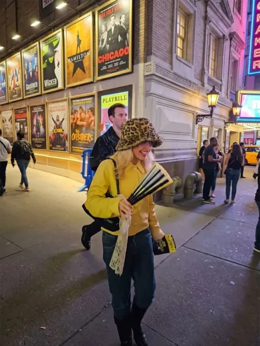 NYC 2026 Sabrina Carpenter acket
