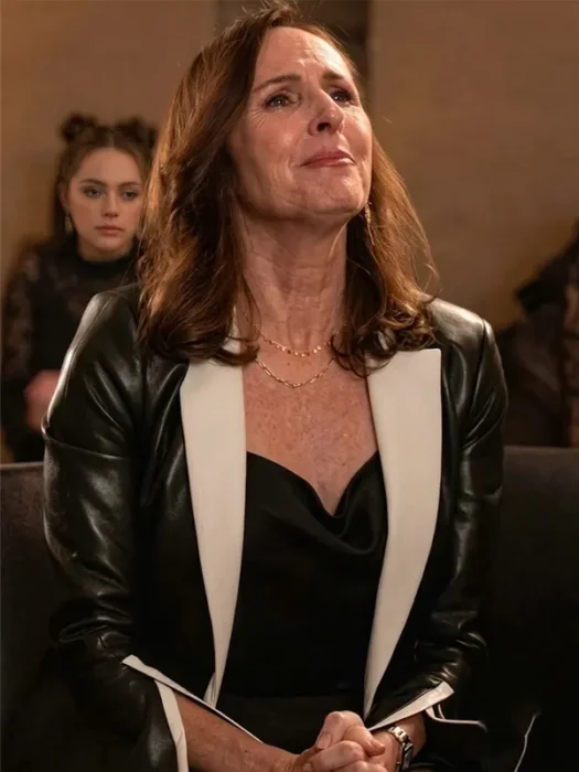 Only Murders in the Building S04 Bev Melon Molly Shannon Leather Blazer