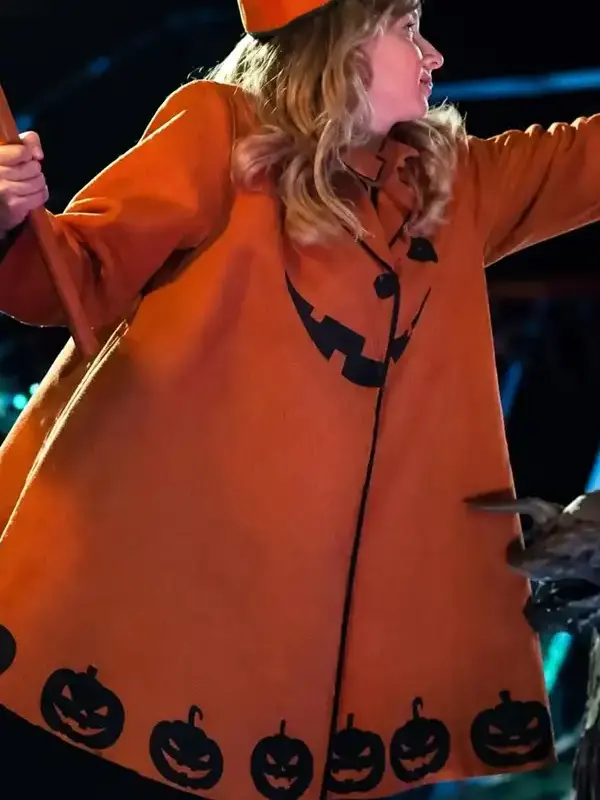 Halloween Nia Vardalos Pumpkin Coat