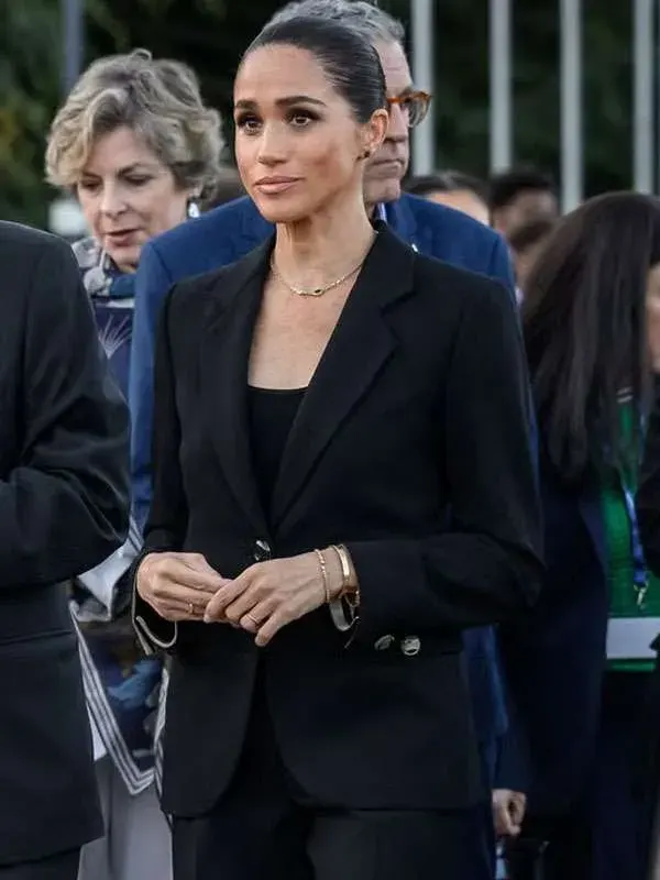 Meghan Markle Geneva Blazer