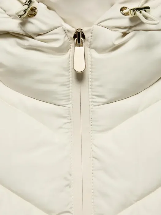 WOMENS WHITE PUFFER JACKET